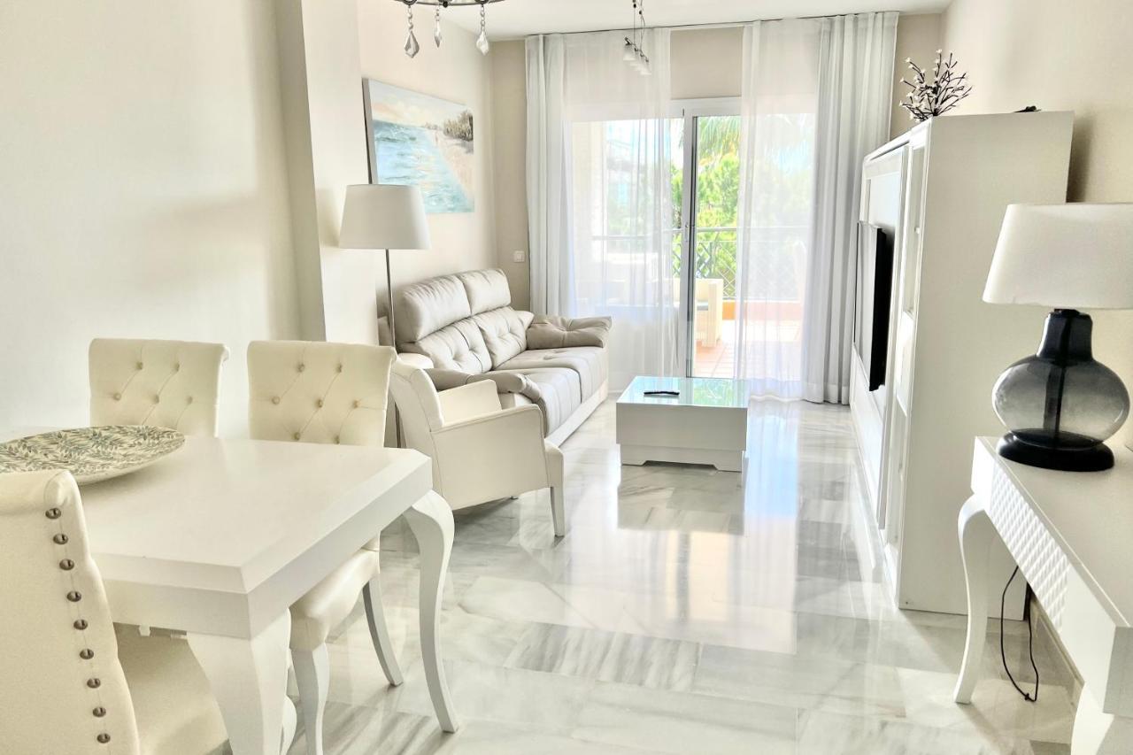 Mi Capricho Beachfront- 9F Apartment With Sea Views - Costa Del Sol Sitio de Calahonda Exterior photo